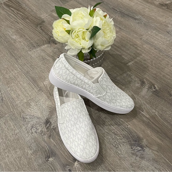 Keaton Logo Slip-On Sneaker - Picture 6 of 7